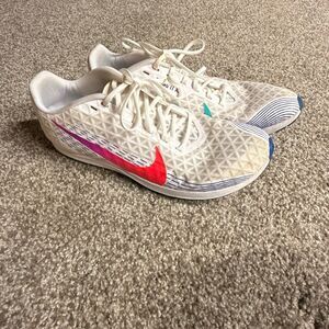 NIKE Women’s Zoom Rival Waffle 'Hyper Jade Crimson Size 8.5